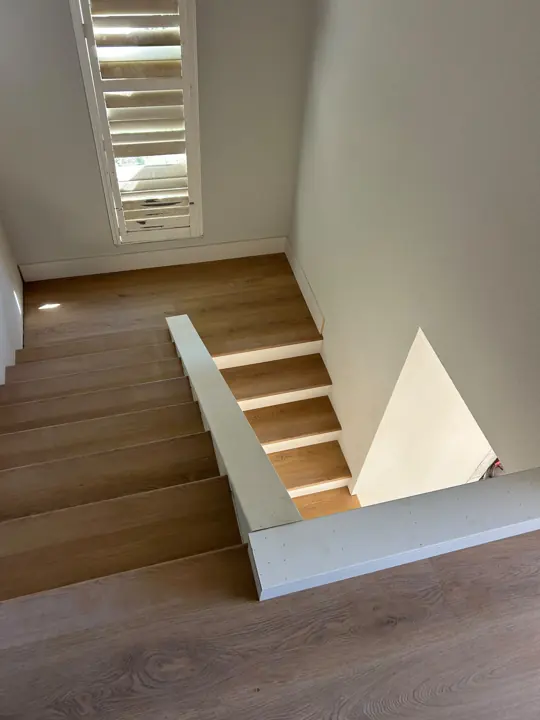 Stair landing and turn